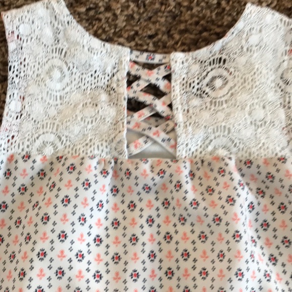 Tilly’s Tank - Picture 3 of 7